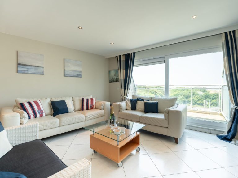 Queen Mary | Boeken bij Flickmyhouse