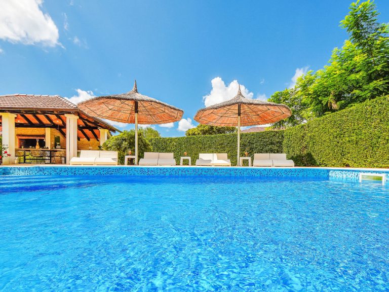 Petra | Boeken bij Flickmyhouse