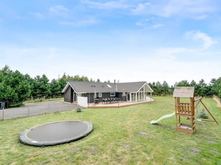 "Imke" - 1km from the sea | Boeken bij Flickmyhouse