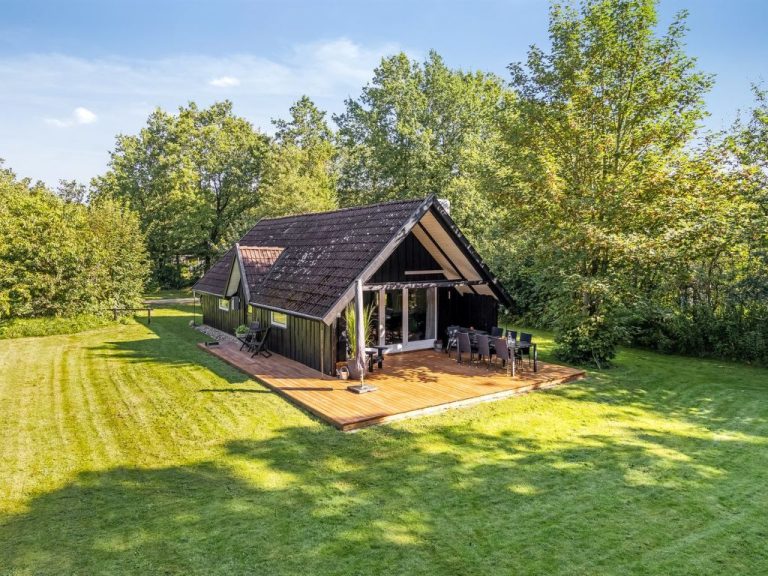 "Diderik" - 30km from the sea | Boeken bij Flickmyhouse