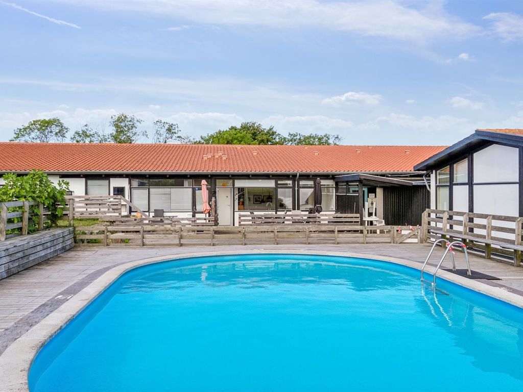 "Effy" - 300m from the sea | Boeken bij Flickmyhouse