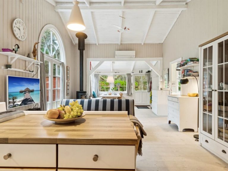 "Galathea" - 175m from the sea | Boeken bij Flickmyhouse