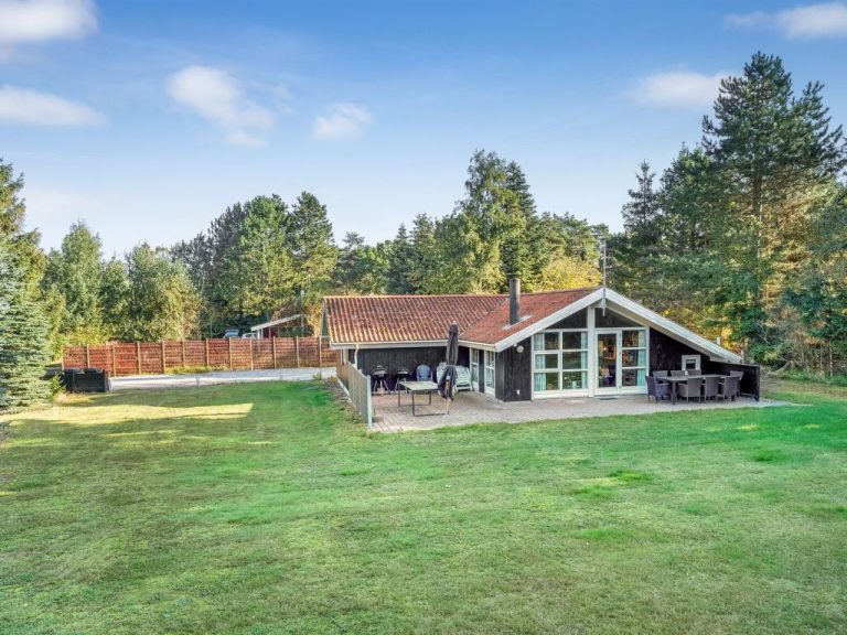 "Ayna" - 50m from the sea | Boeken bij Flickmyhouse