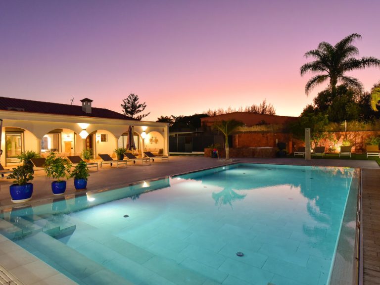 Armonia Oasis DeLuxe | Boeken bij Flickmyhouse