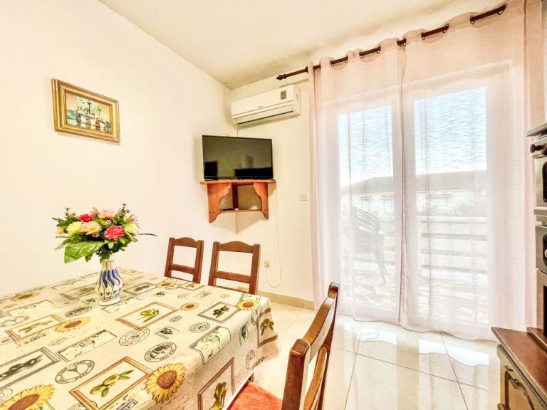 Apartment Marino | Boeken bij Flickmyhouse