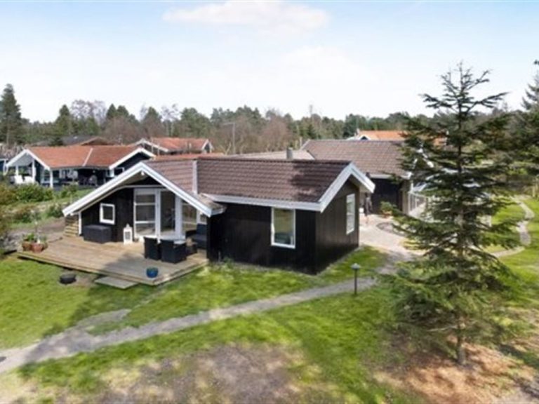 "Sissie" - 400m from the sea | Boeken bij Flickmyhouse