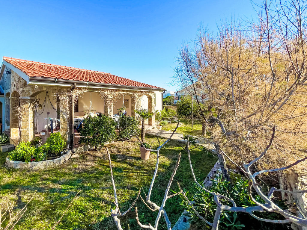 Nada | Boeken bij Flickmyhouse