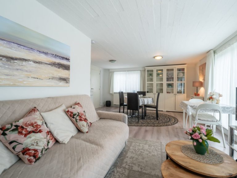 Zeelucht with private garden | Boeken bij Flickmyhouse