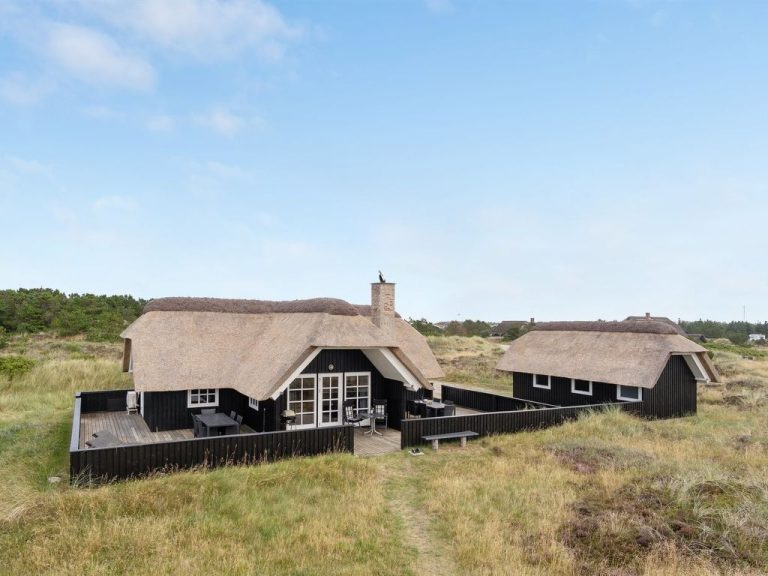 "Kajin" - 200m from the sea | Boeken bij Flickmyhouse