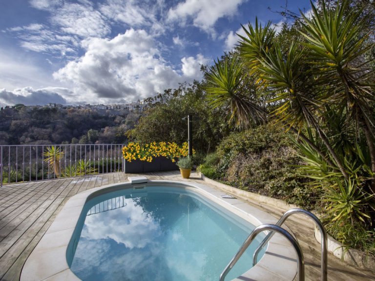 Villa Bellevue | Boeken bij Flickmyhouse