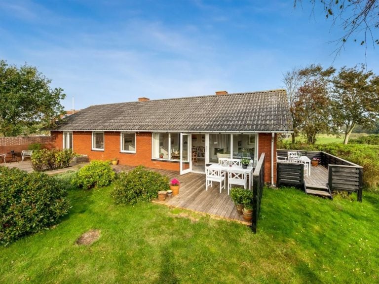 "Emmik" - 600m from the sea | Boeken bij Flickmyhouse