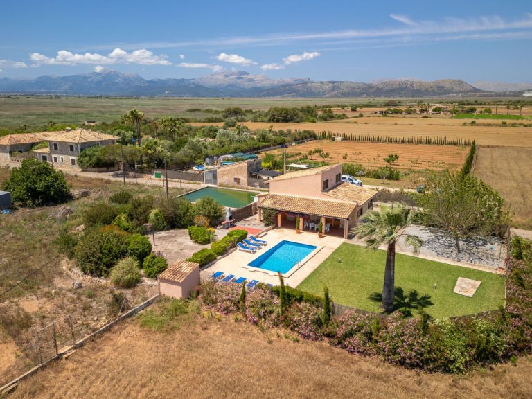 Can Butxet | Boeken bij Flickmyhouse