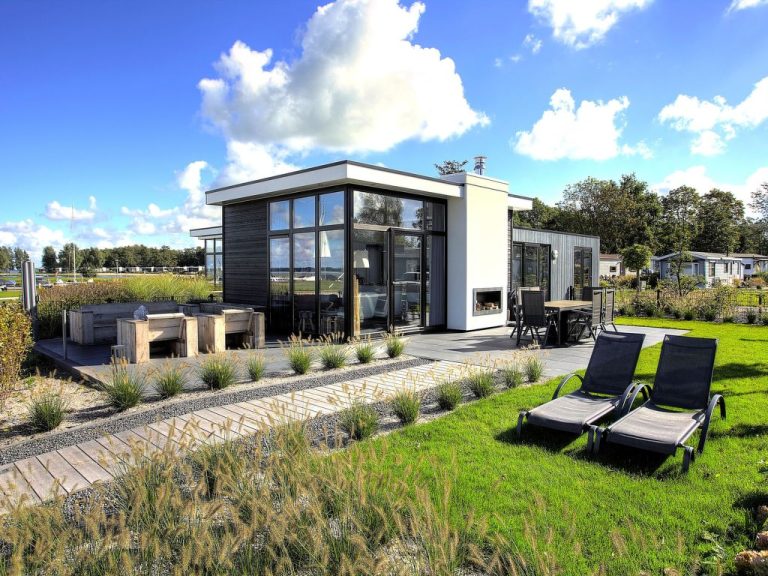 Exclusif Waterfront 4 | Boeken bij Flickmyhouse