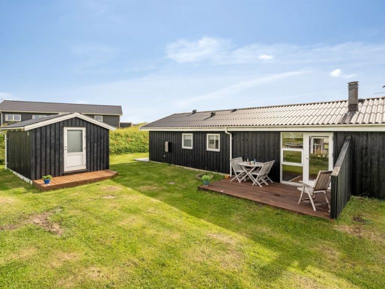 "Niesina" - 200m from the sea | Boeken bij Flickmyhouse