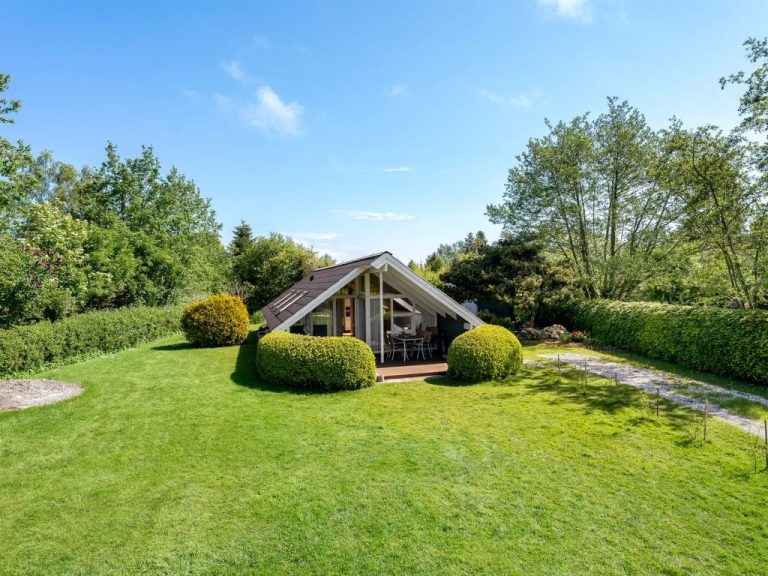 "Tytti" - 300m from the sea | Boeken bij Flickmyhouse