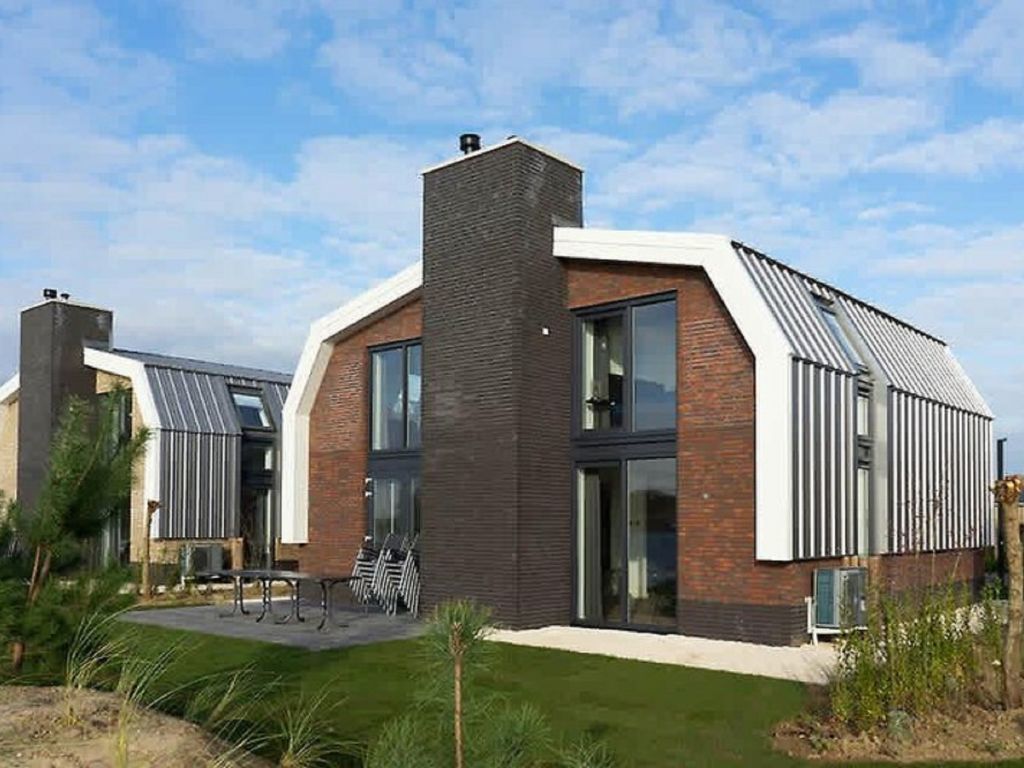 Villa Waterfront 12 | Boeken bij Flickmyhouse