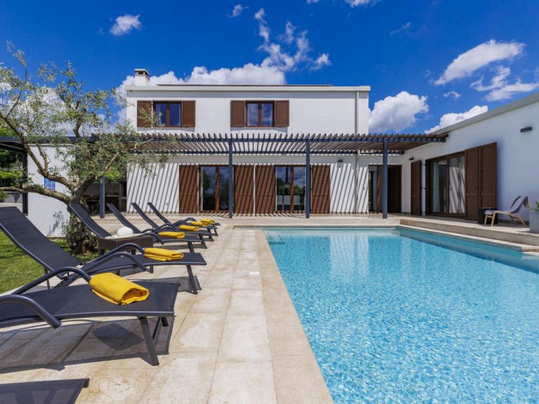 Luna Rossa | Boeken bij Flickmyhouse