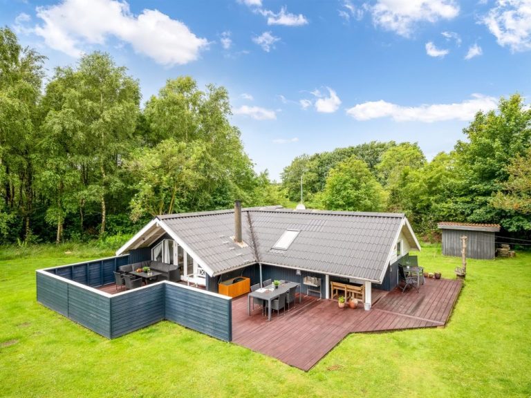 "Giselle" - 10km from the sea | Boeken bij Flickmyhouse