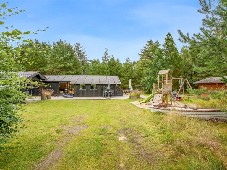 "Aleida" - 400m from the sea | Boeken bij Flickmyhouse