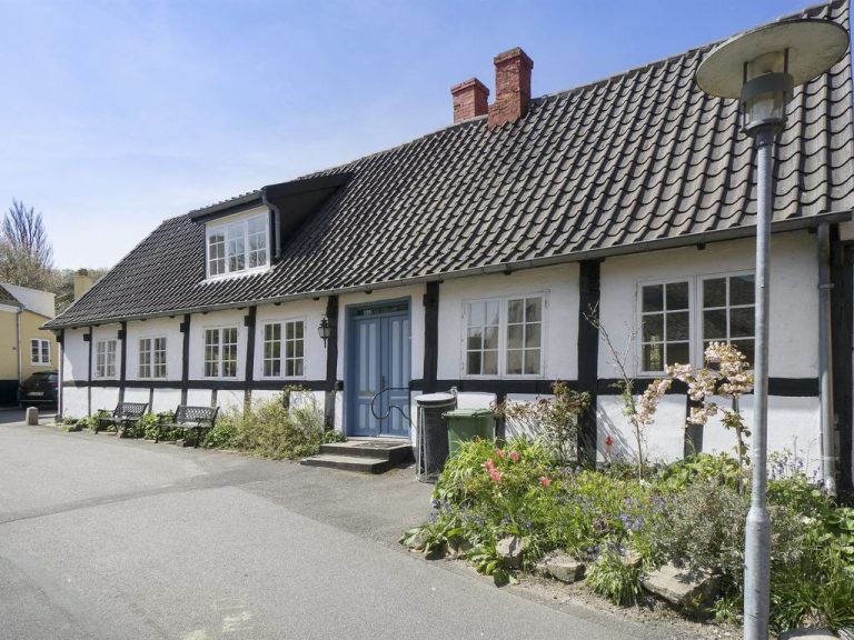 "Frederikke" - 300m from the sea | Boeken bij Flickmyhouse