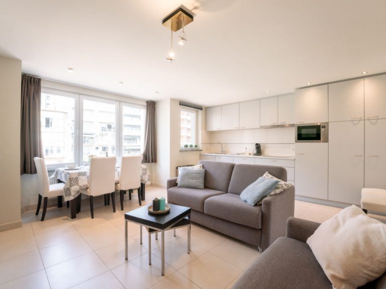 Ruzette Beach with parking | Boeken bij Flickmyhouse