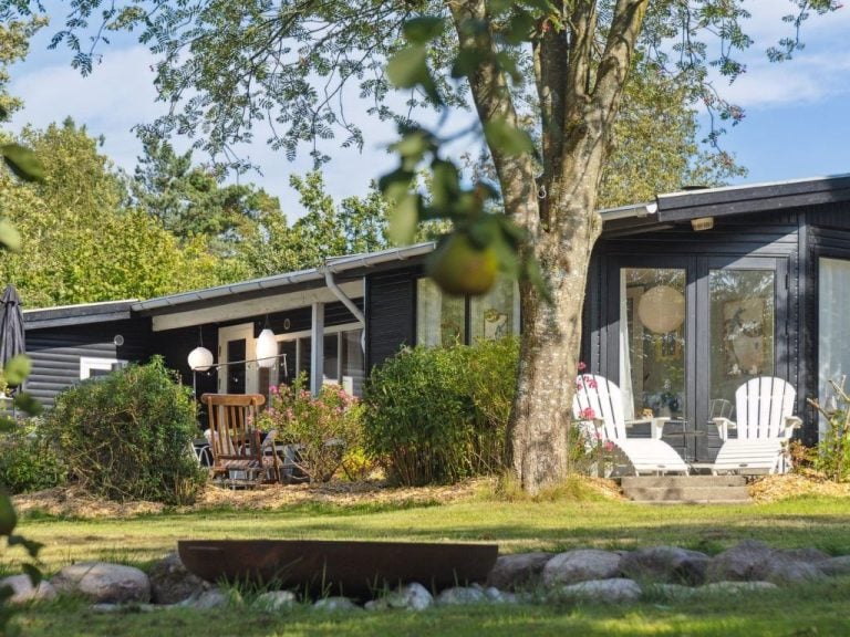 "Fintan" - 1km from the sea | Boeken bij Flickmyhouse