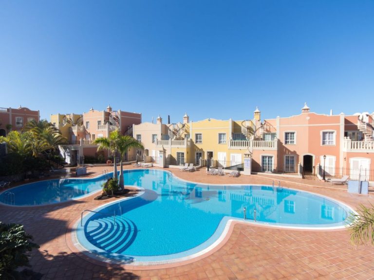 Fewo Paradies | Boeken bij Flickmyhouse