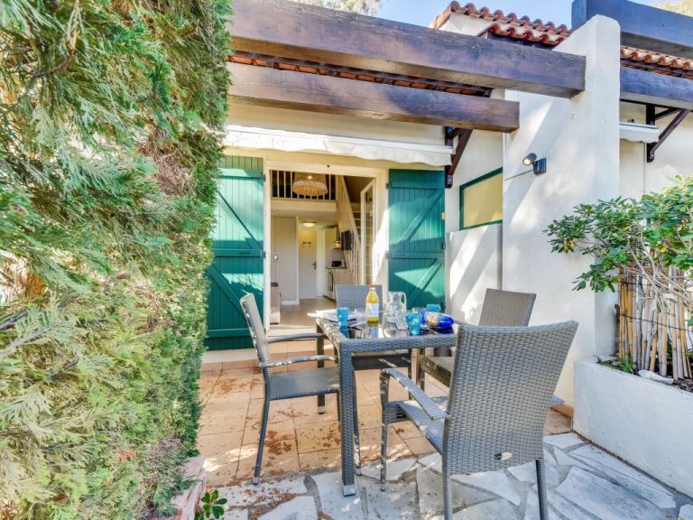 Mas de la Plage | Boeken bij Flickmyhouse