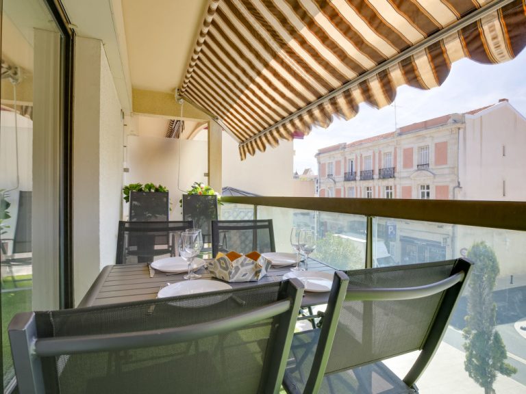 Sun Beach | Boeken bij Flickmyhouse