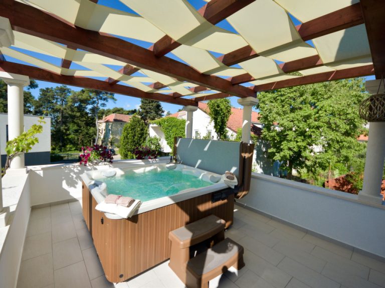 Bila Vila | Boeken bij Flickmyhouse