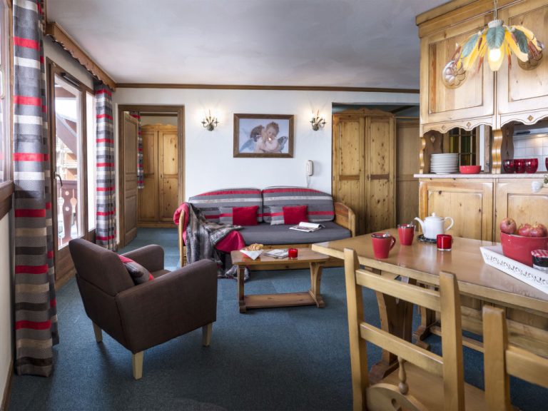 Village Montana | Boeken bij Flickmyhouse