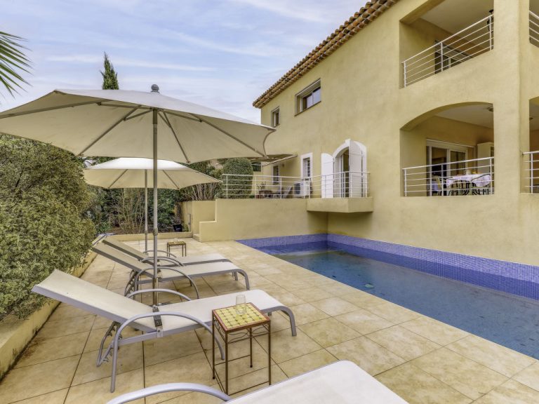 Le Corelly | Boeken bij Flickmyhouse