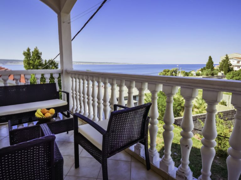 Nela | Boeken bij Flickmyhouse