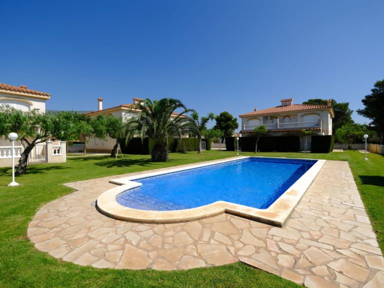 Eurosol | Boeken bij Flickmyhouse