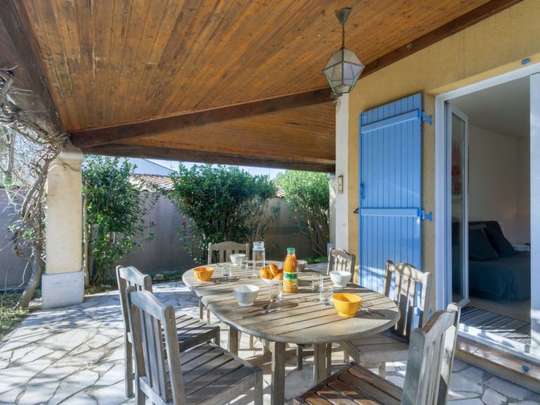 Maison Cléo | Boeken bij Flickmyhouse