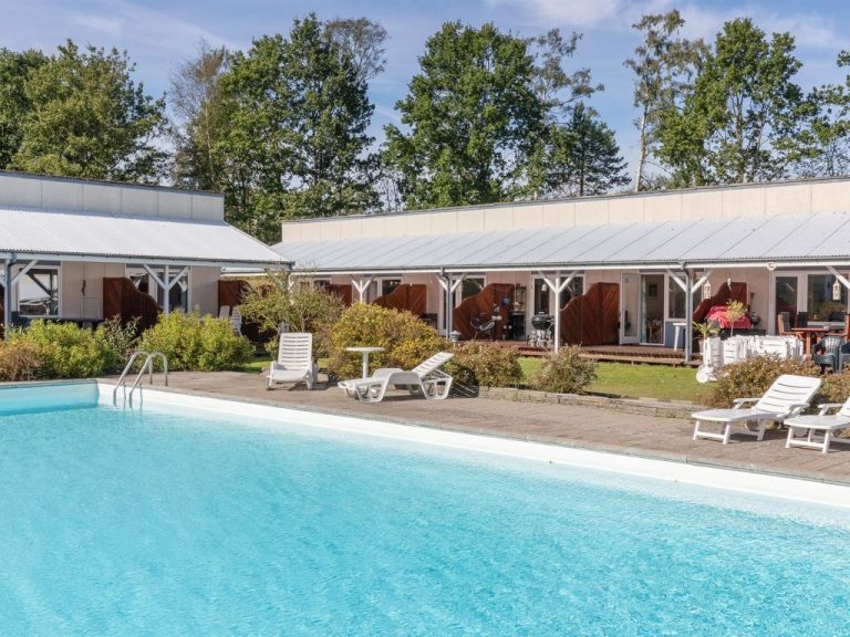 "Annetta" - 250m from the sea | Boeken bij Flickmyhouse