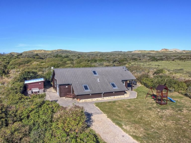 "Lothen" - 500m from the sea | Boeken bij Flickmyhouse