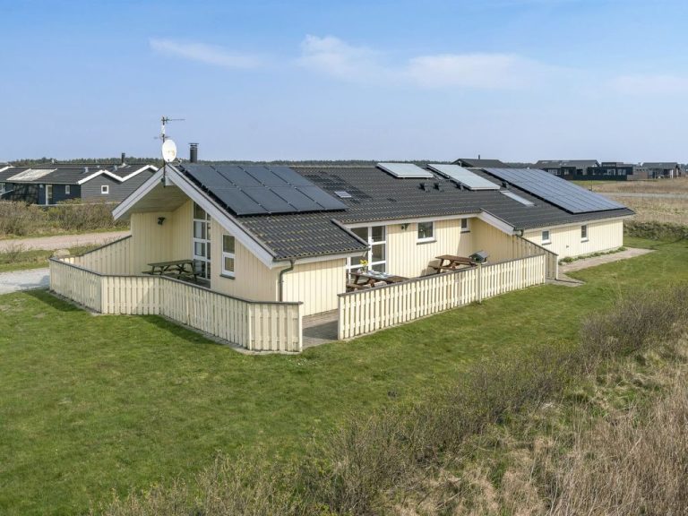 "Evdokija" - 200m from the sea | Boeken bij Flickmyhouse