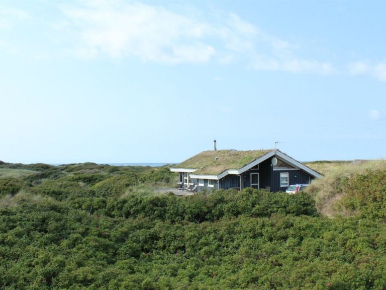 "Eunike" - 220m from the sea | Boeken bij Flickmyhouse