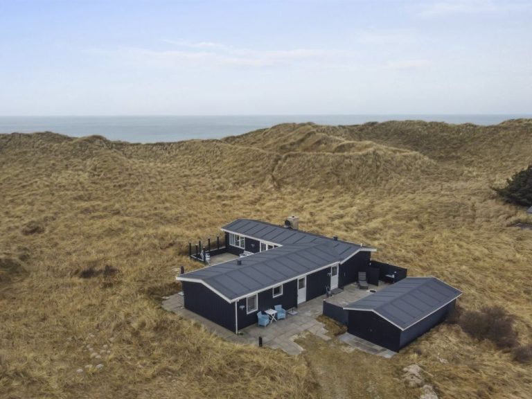 "Ingvild" - 150m from the sea | Boeken bij Flickmyhouse