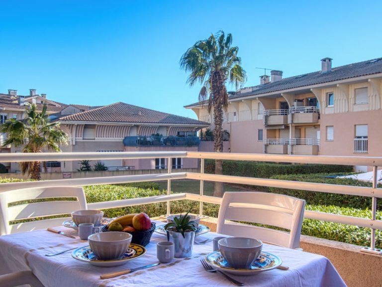 Port d'Attache | Boeken bij Flickmyhouse