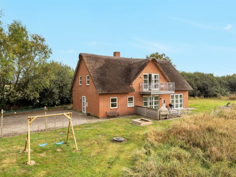 "Henrike" - 3.3km from the sea | Boeken bij Flickmyhouse