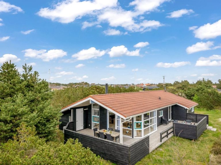 "Andrie" - 800m from the sea | Boeken bij Flickmyhouse