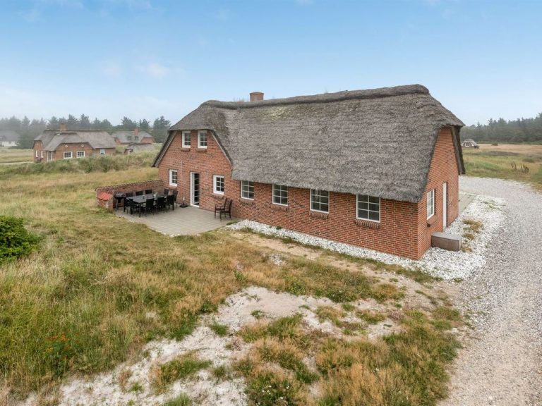 "Matrona" - 750m from the sea | Boeken bij Flickmyhouse