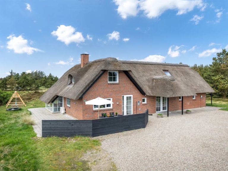 "Vangel" - 500m from the sea | Boeken bij Flickmyhouse