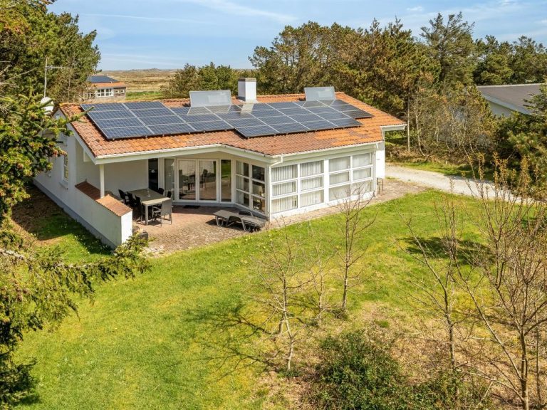 "Leoni" - 500m from the sea | Boeken bij Flickmyhouse