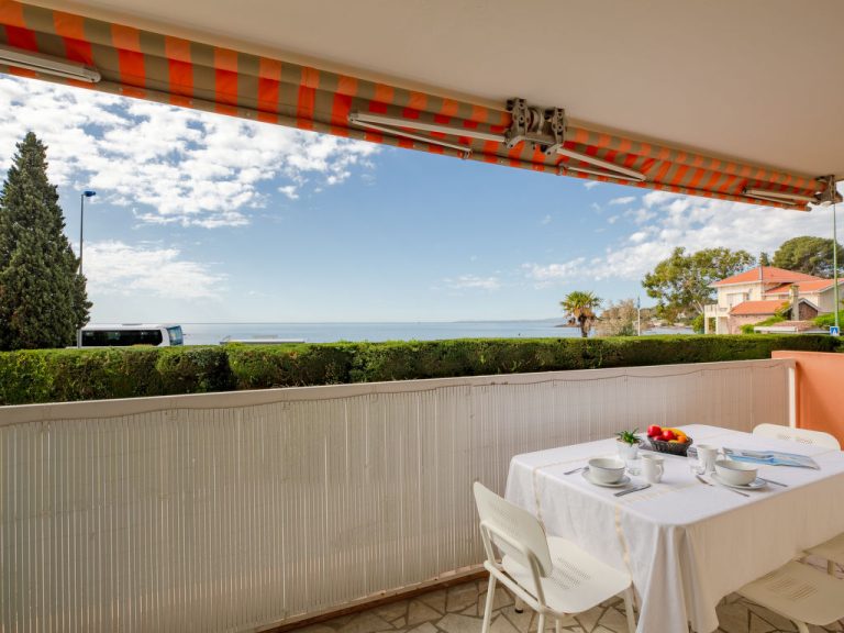 Résidence Les Gemeaux | Boeken bij Flickmyhouse