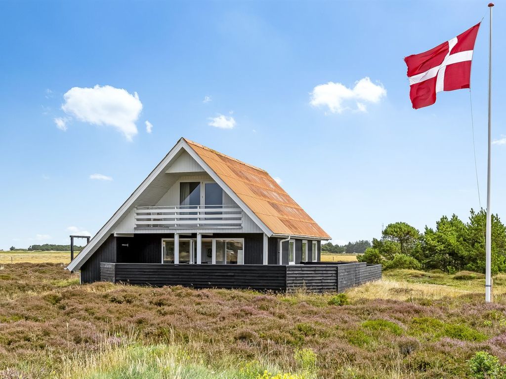 "Teda" - 2km from the sea | Boeken bij Flickmyhouse