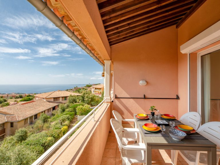 Le Hameau des Issambres | Boeken bij Flickmyhouse