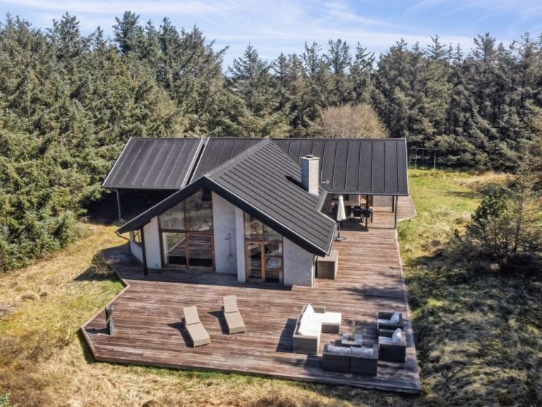 "Maiti" - 300m from the sea | Boeken bij Flickmyhouse